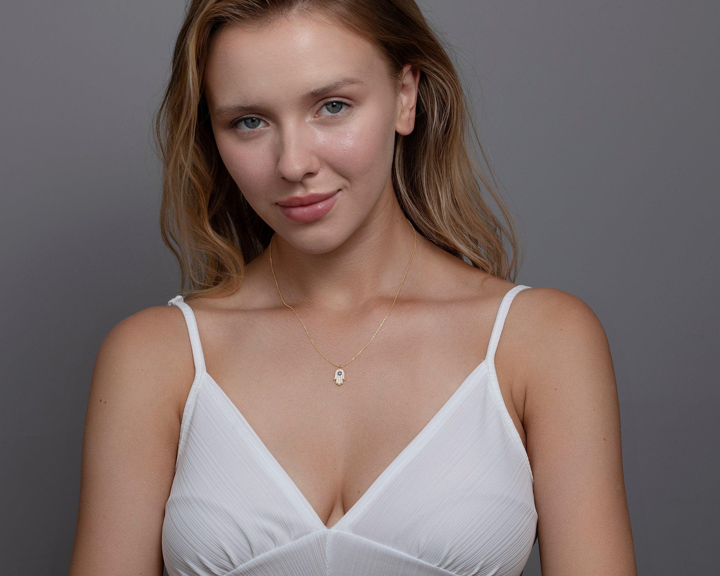 Personalized Hamsa Name Necklace - 18K Gold Vermeil - Glamour Jewelry House