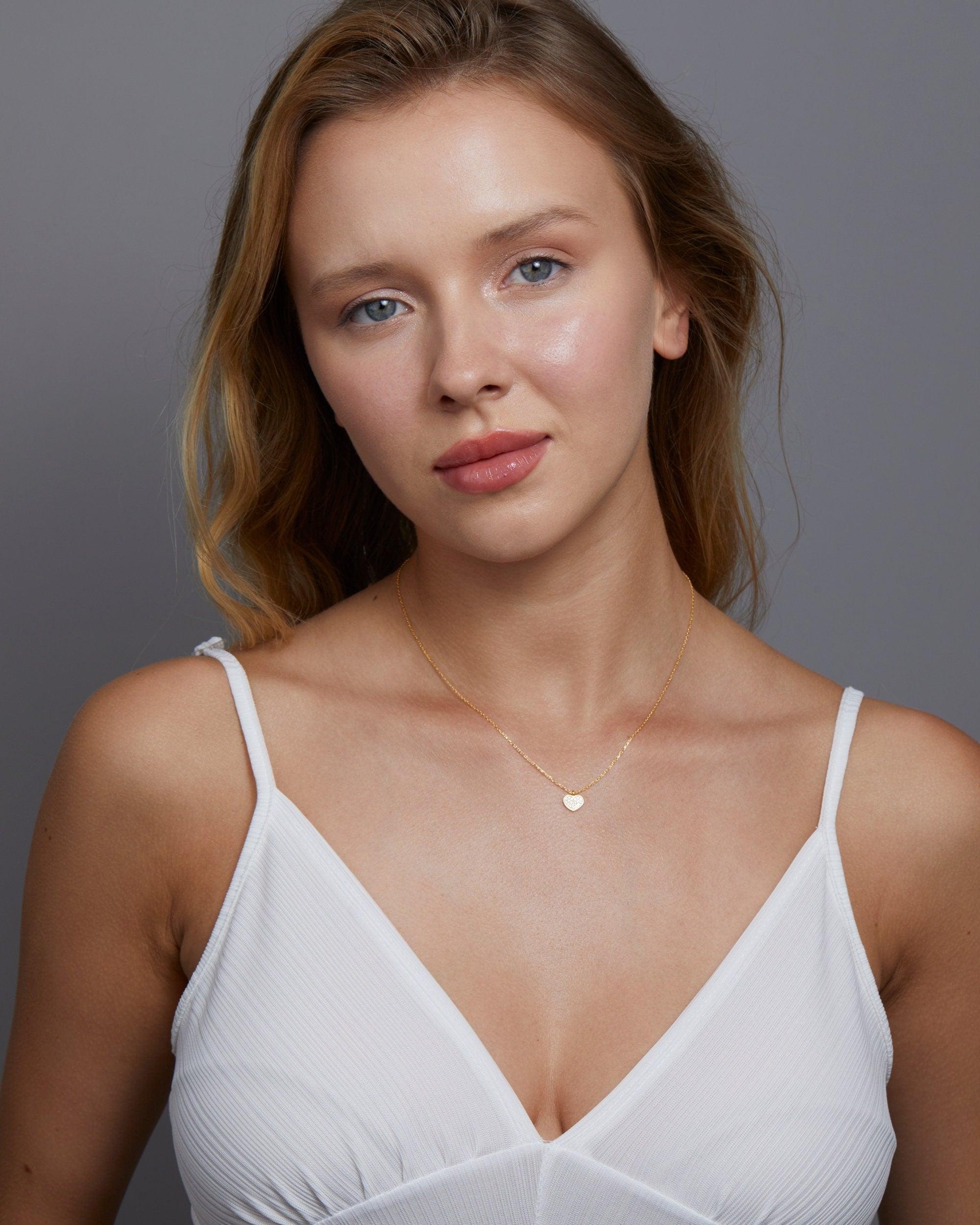 Name Necklace with Heart - 18K Gold Vermeil - Glamour Jewelry House