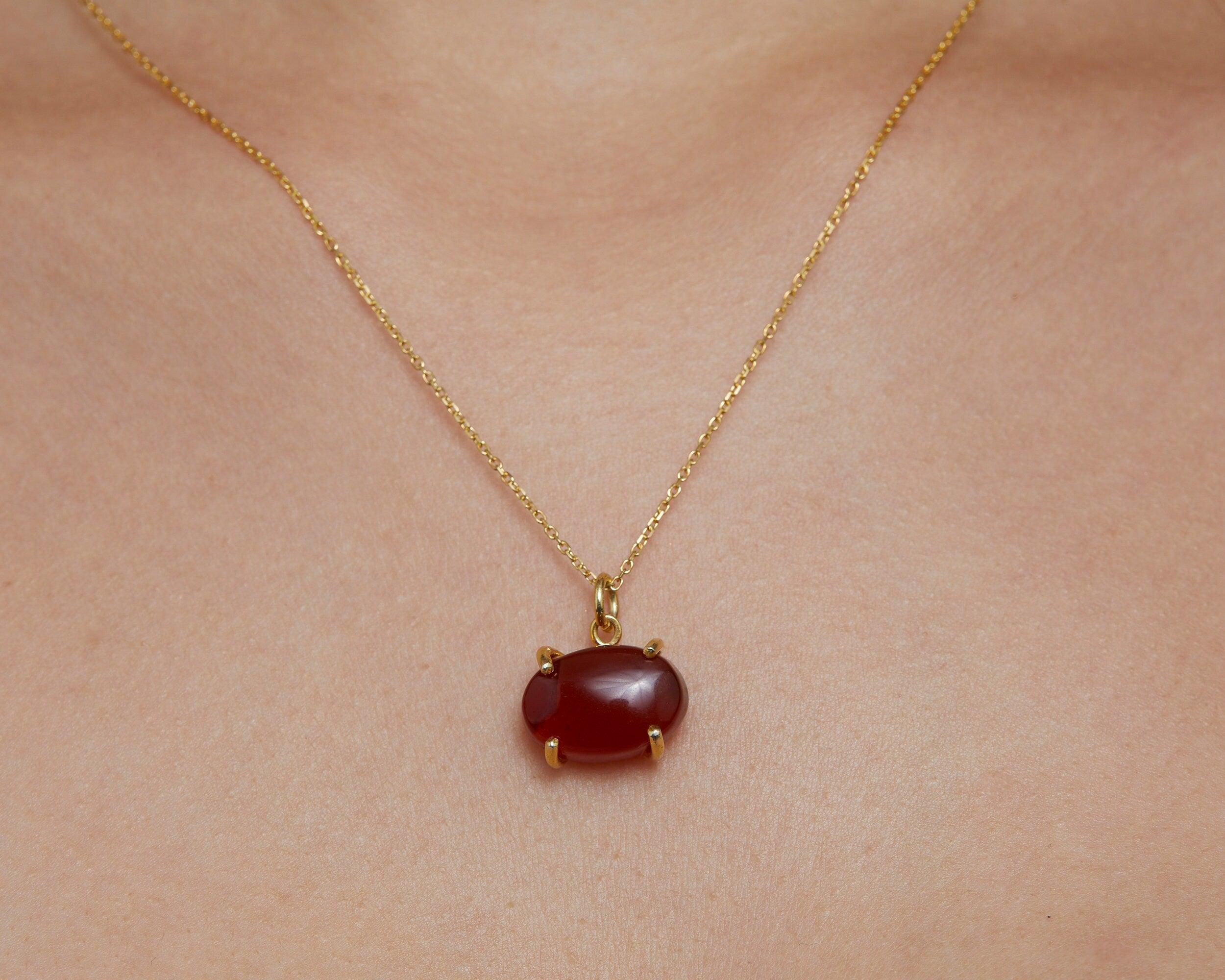 Personalized Carnelian Necklace with Name or Initial - 18K Gold Vermeil - Glamour Jewelry House