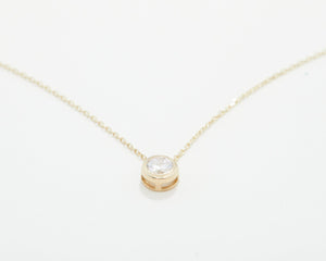 Solitaire Pendant Necklace - 18K Gold Vermeil - Glamour Jewelry House