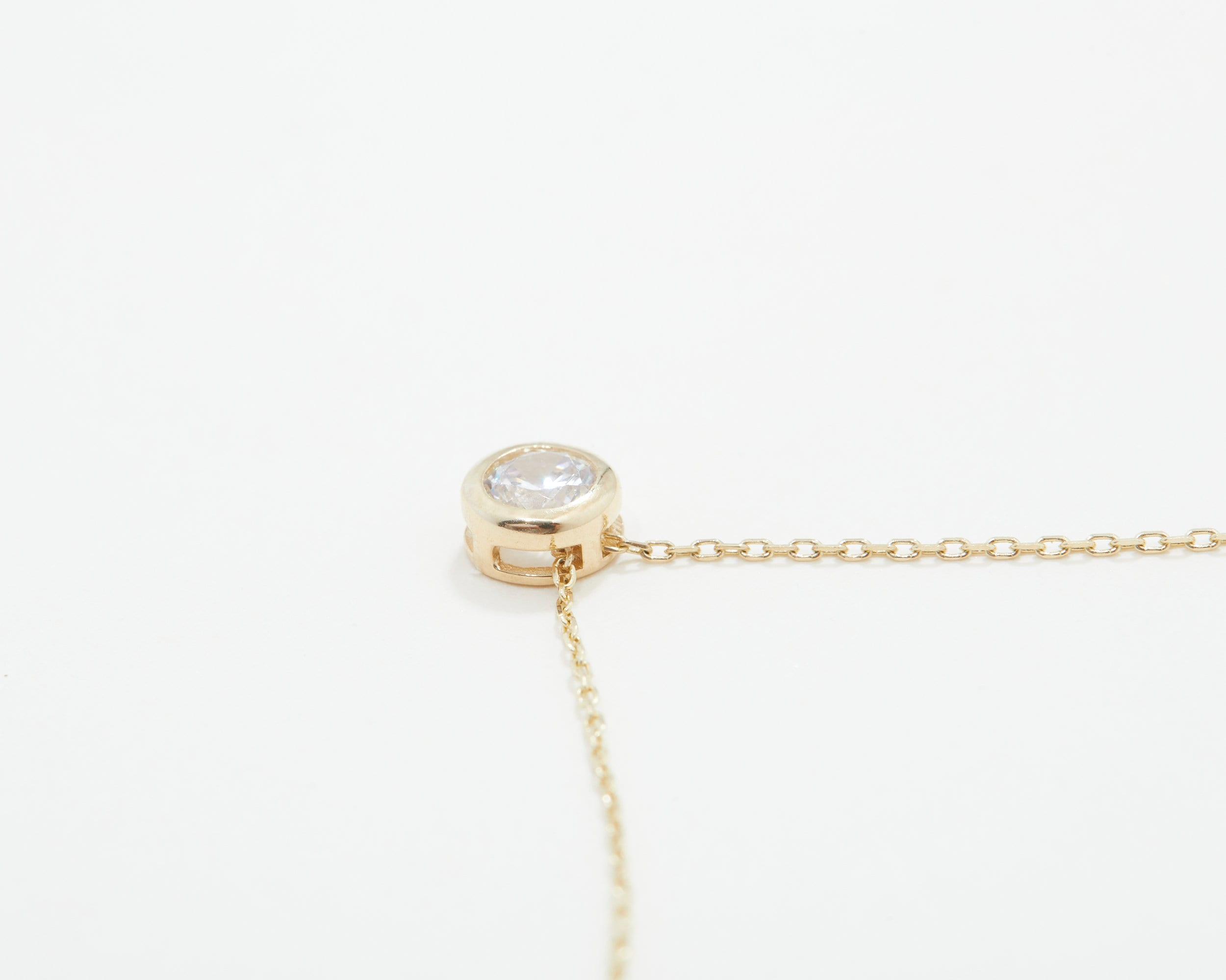 Solitaire Pendant Necklace - 18K Gold Vermeil - Glamour Jewelry House