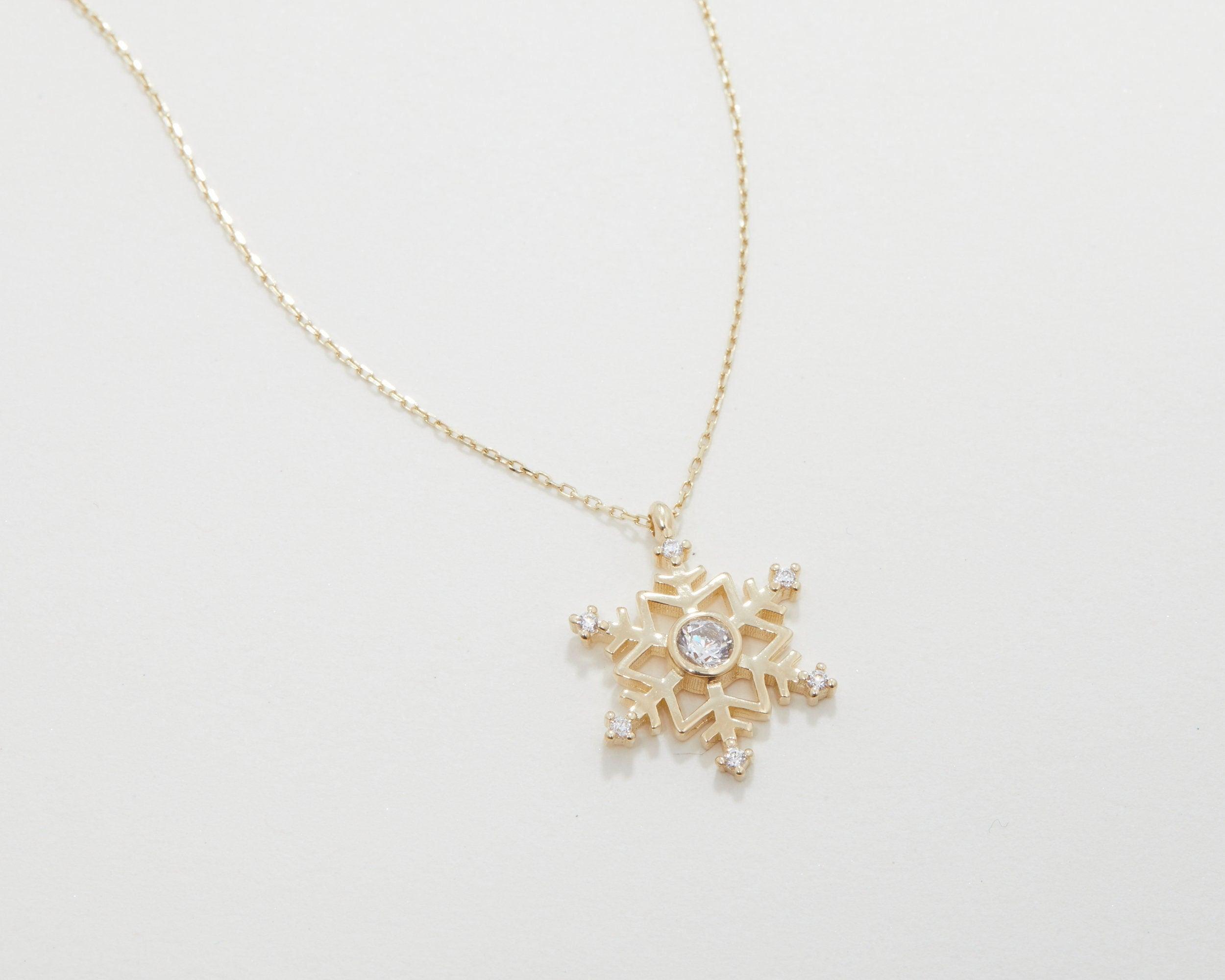 Snowflake Pendant Necklace - 18K Gold Vermeil - Glamour Jewelry House