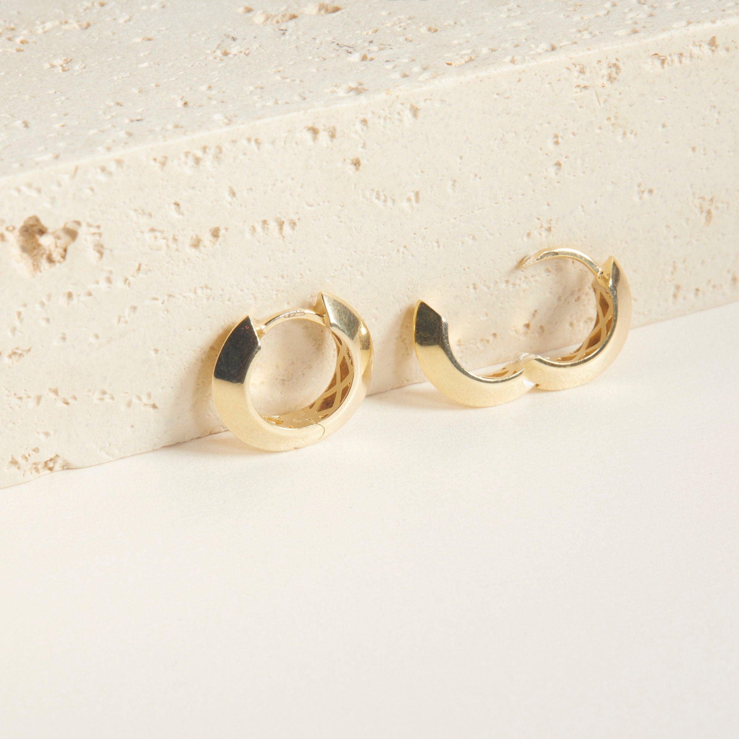 Knife Edge Huggie Hoop Earring - 18K Gold Vermeil - Glamour Jewelry House