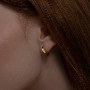 Knife Edge Huggie Hoop Earring - 18K Gold Vermeil - Glamour Jewelry House