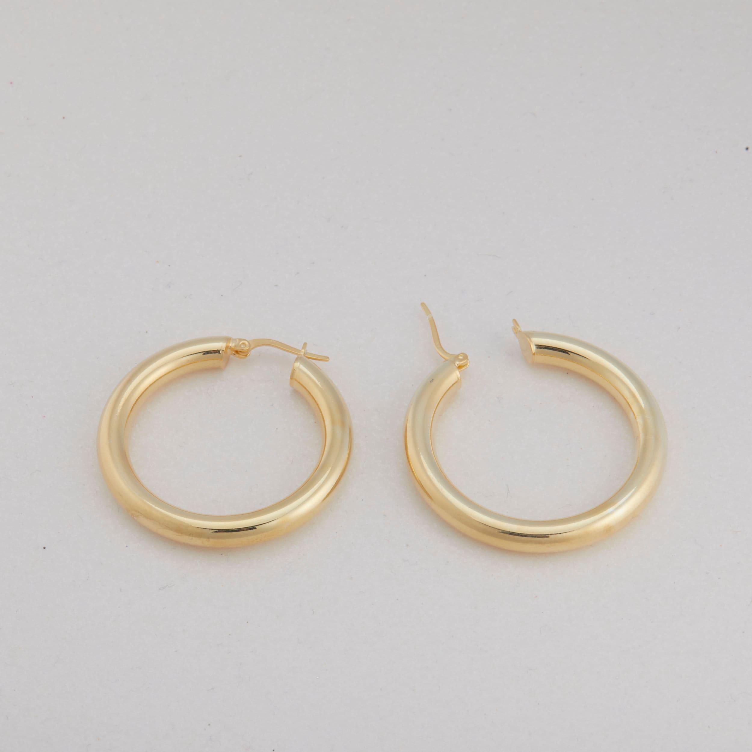 Silver Hoop Earring - 18K Gold Vermeil - Glamour Jewelry House
