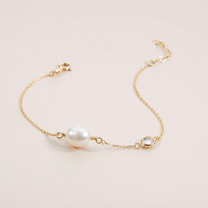 Dainty Freshwater Pearl Charm Bracelet - 18K Gold Vermeil - Glamour Jewelry House