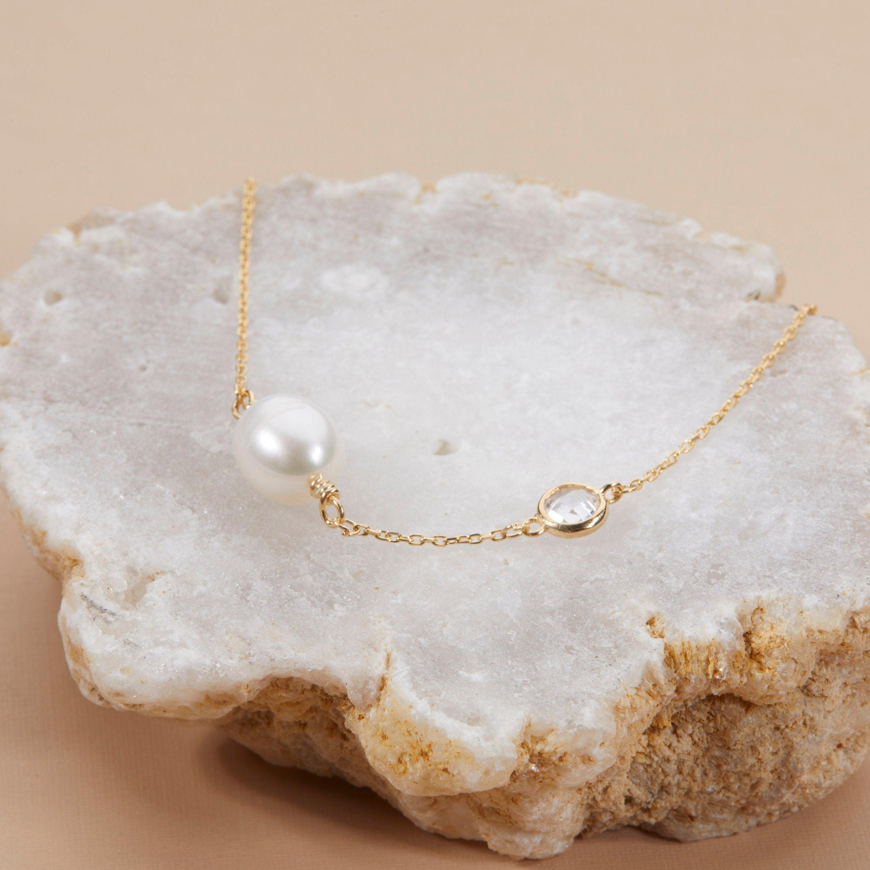 Dainty Freshwater Pearl Charm Bracelet - 18K Gold Vermeil - Glamour Jewelry House