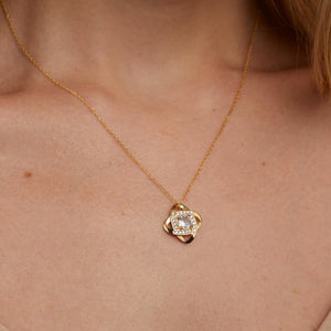 Love Knot Necklace - 18K Gold Vermeil - Glamour Jewelry House