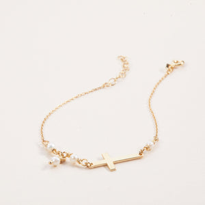 Cross Bracelet with Freshwater Pearls - 18K Gold Vermeil - Glamour Jewelry House