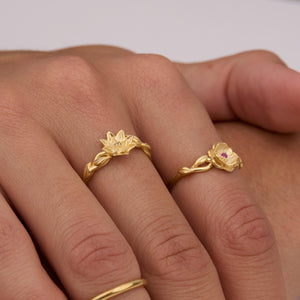 Birth Flower Ring with Birthsone - 18K Gold Vermeil - Glamour Jewelry House