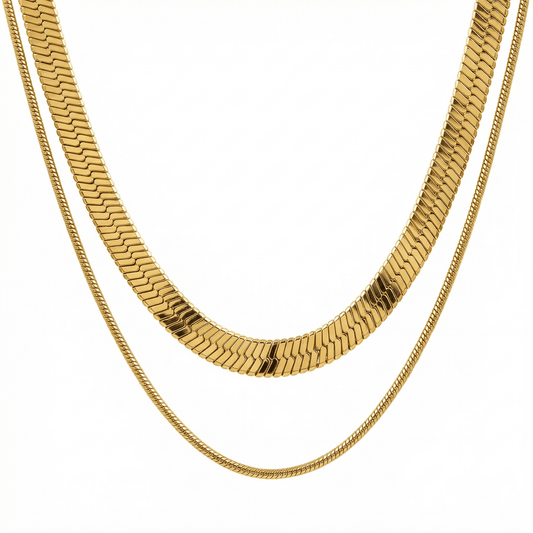 Layered Herringbone and Snake Necklace in Gold-Plated Steel. Tarnish-resistant, perfect for daily wear.