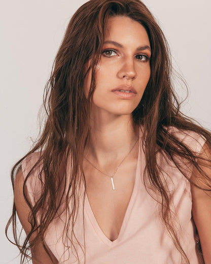 The Bar Name Necklace styled in 18K Gold Vermeil — elegant everyday jewelry. Hypoallergenic, no green marks.