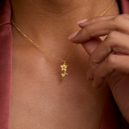 Close detail of the Birth Flower Necklace in 18K Gold Vermeil. Safe for sensitive skin, premium handmade jewelry.