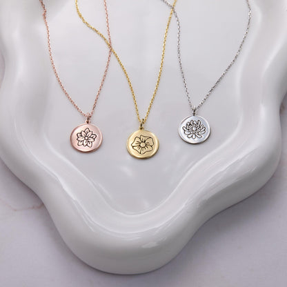 Birth Flower Necklace as a thoughtful birthday gift in 18K Gold Vermeil. Hypoallergenic, no green marks.