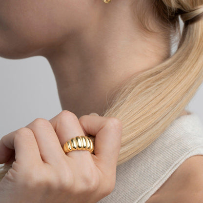 The Bold Croissant Ring styled in 18K Gold Vermeil — elegant everyday jewelry. Tarnish-resistant.
