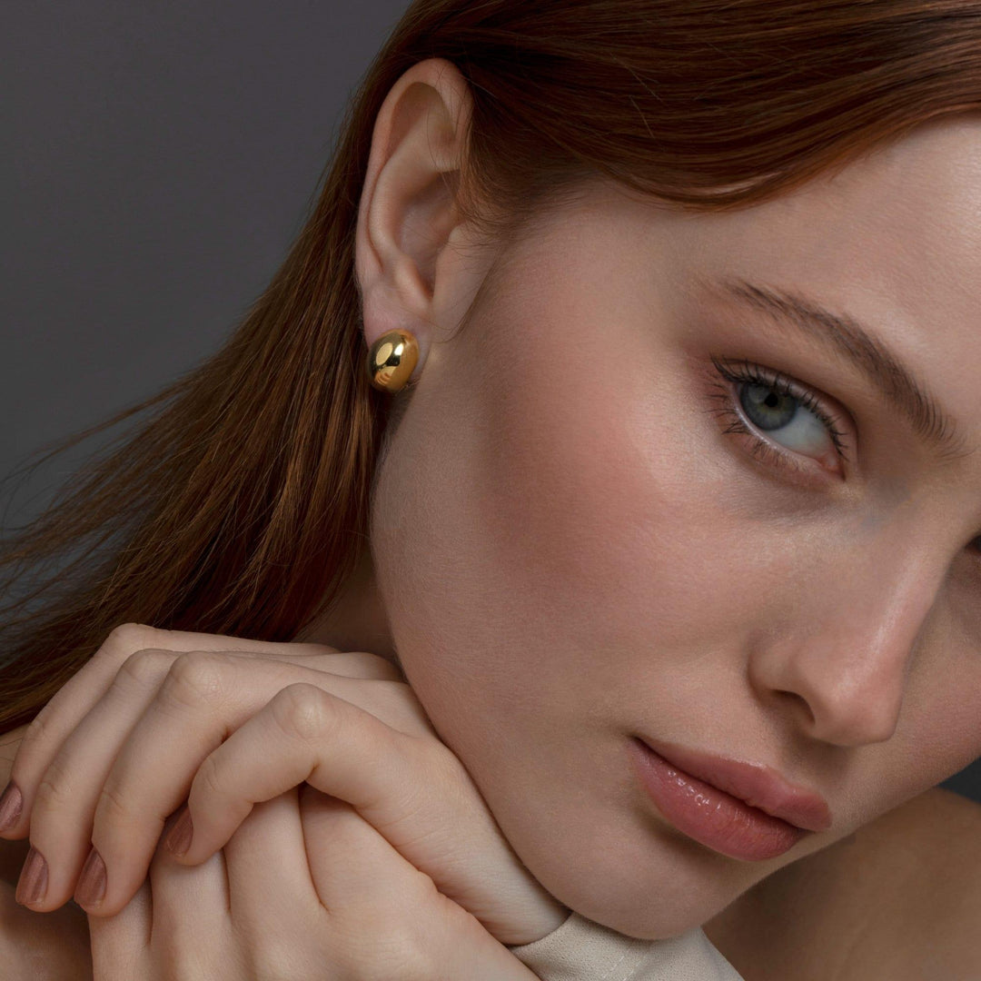 Bold Hinged Huggie Hoop Earrings in Glamour Jewelry House gift box — 18K Gold Vermeil anniversary gift. No green marks.