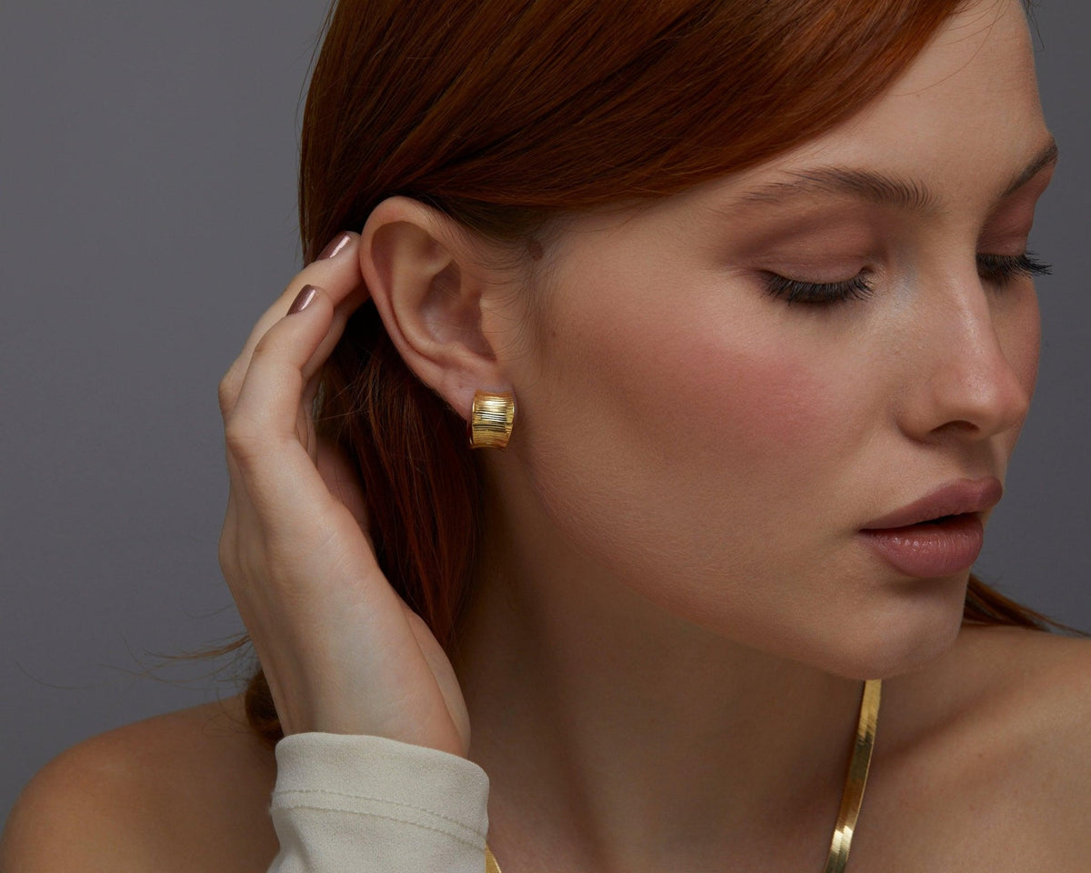 Bold Huggie Hoop Earring in Glamour Jewelry House gift box — 18K Gold Vermeil graduation gift. No green marks.