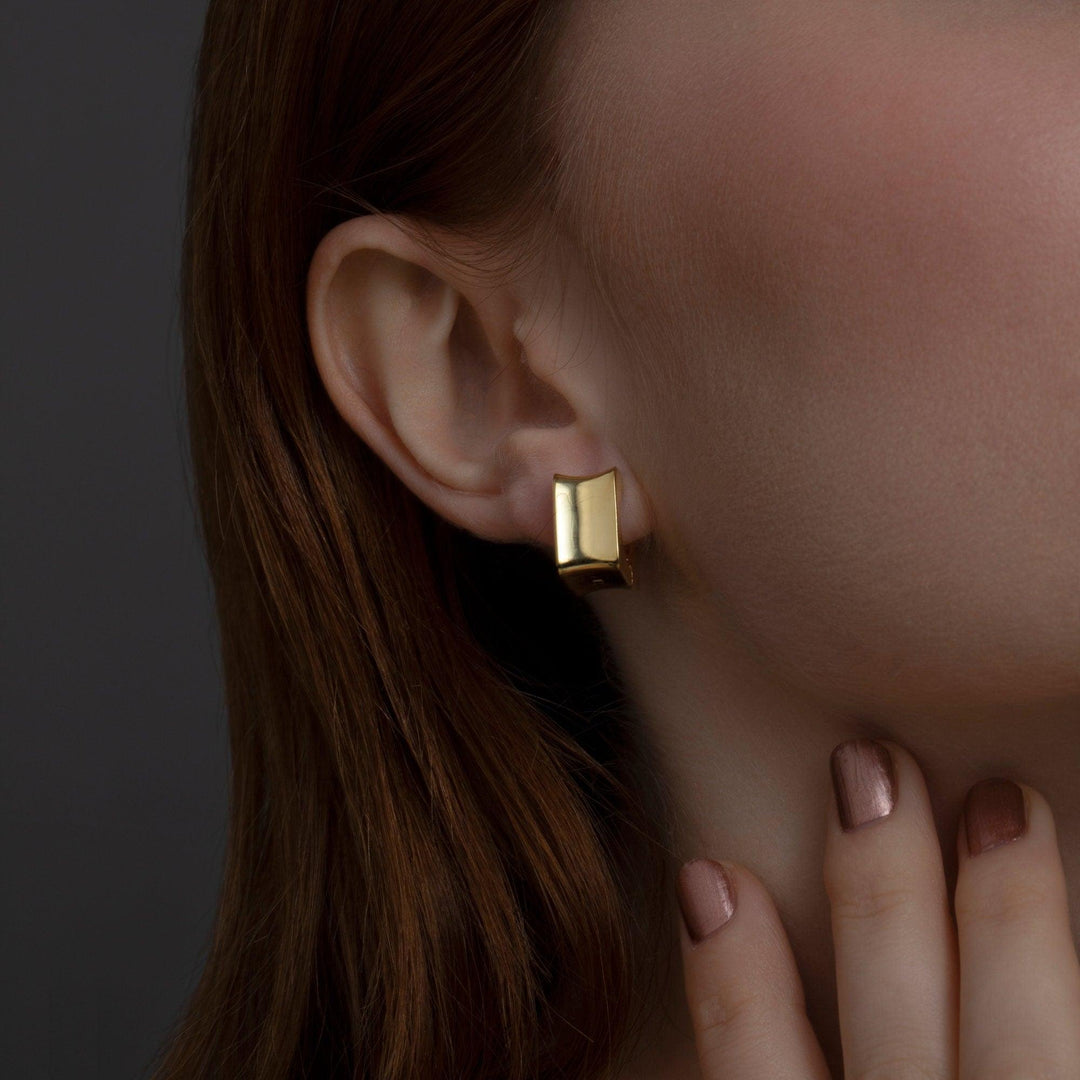 Chunky Square Huggie Hoop Earrings in Glamour Jewelry House gift box — 18K Gold Vermeil daily wear gift. No green marks.