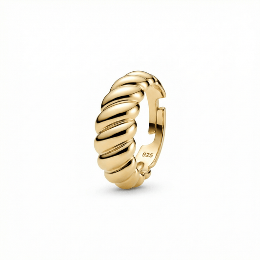Croissant Adjustable Ring in 18K Gold Vermeil. Tarnish-resistant, perfect for daily wear.