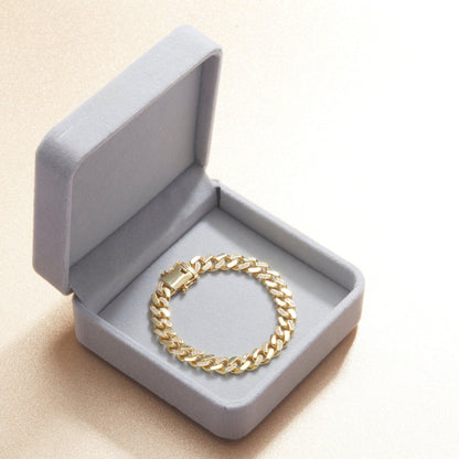 Cuban Link Bracelet as a thoughtful birthday gift in 18K Gold Vermeil with CZ Diamond. Hypoallergenic, no green marks.