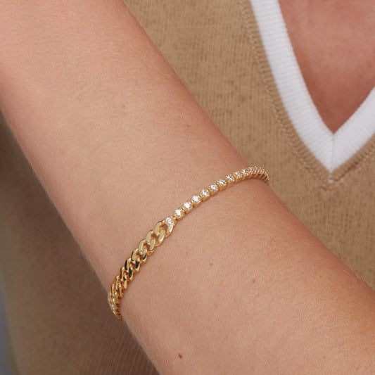Close detail of the Dainty CZ Tennis Bracelet with Cuban Link in 18K Gold Vermeil with CZ Diamond. Safe for sensitive skin.