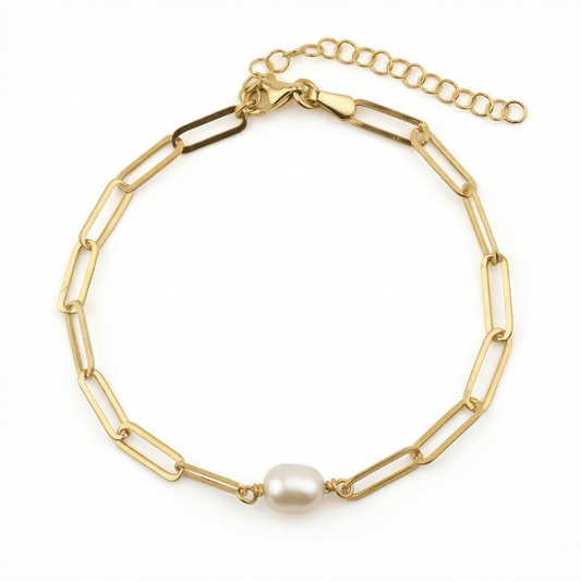 Dainty Pearl Paperclip Chain Bracelet in 18K Gold Vermeil with Freshwater Pearl. Tarnish-resistant, perfect for daily wear.