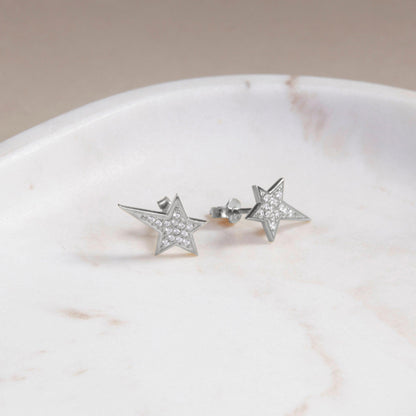 Dainty Star Stud Earrings as a thoughtful birthday gift in 18K Gold Vermeil. Hypoallergenic for sensitive ears.