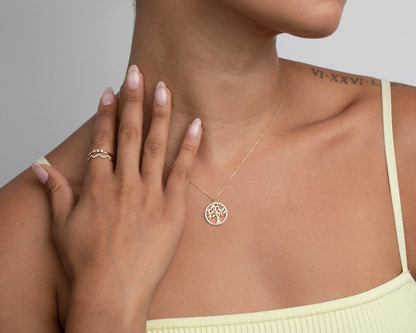 The Dainty Tree of Life Necklace as a mother's day gift in 18K Gold Vermeil. Safe for sensitive skin, made for keeping.