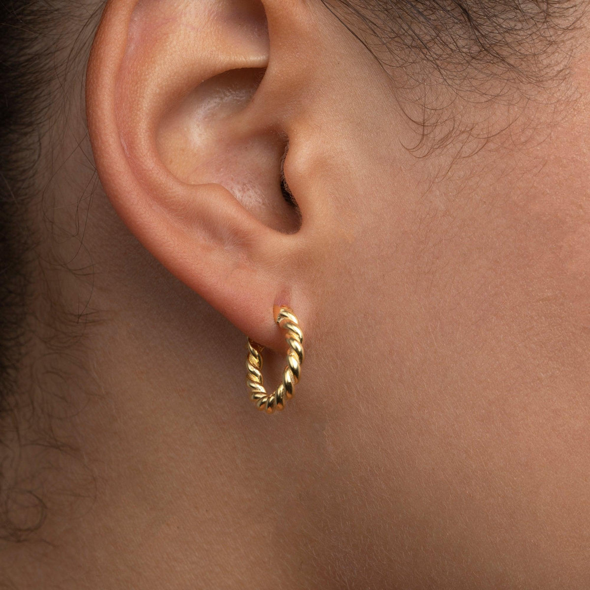 Dainty Twisted Hoop Earrings in Glamour Jewelry House gift box — 18K Gold Vermeil mother's day gift. No green marks.