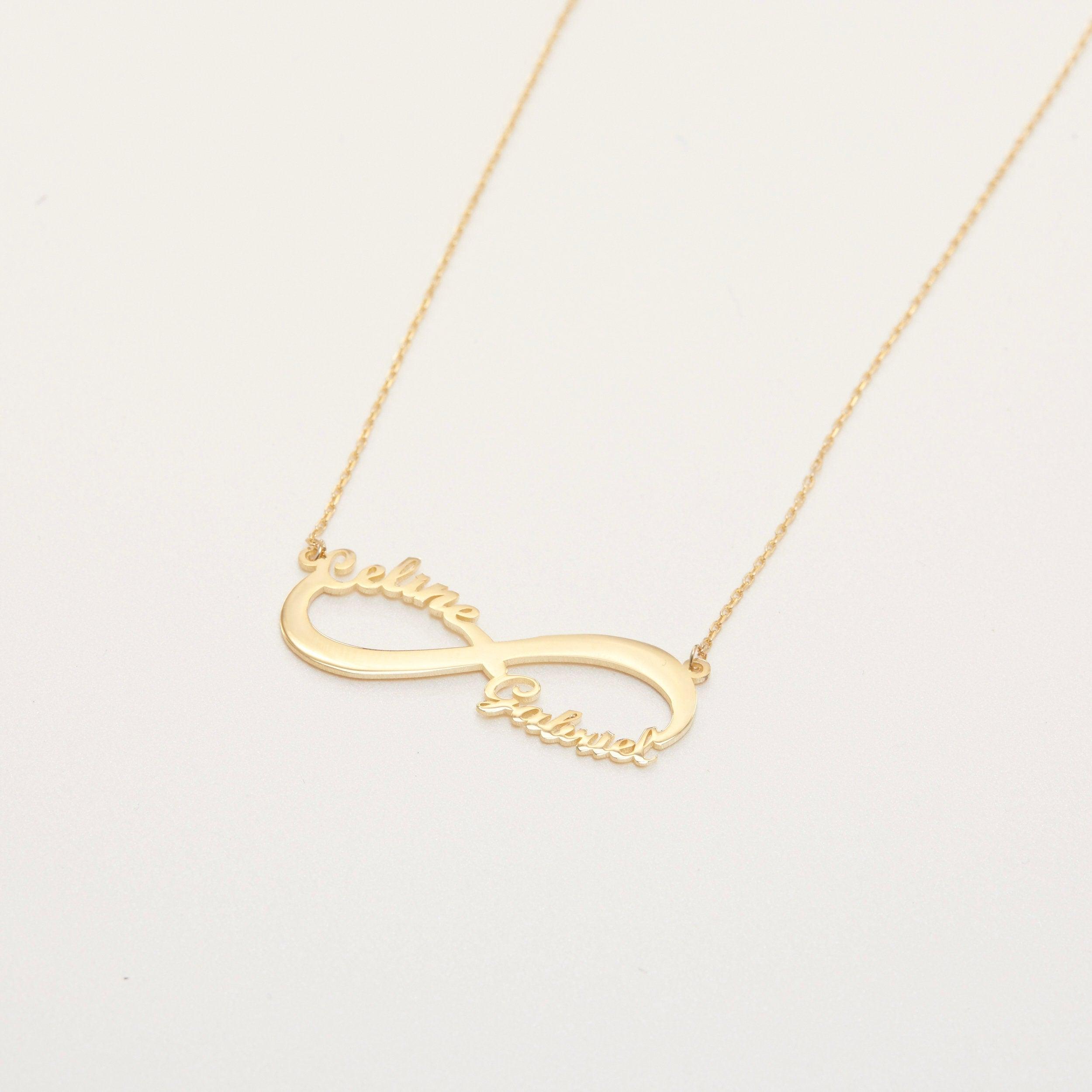 The Double Infinity Name Necklace as a mother's day gift in 18K Gold Vermeil. Safe for sensitive skin, made for keeping.