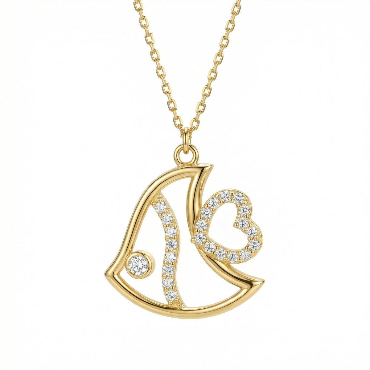 Fish Necklace in 18K Gold Vermeil. Tarnish-resistant, perfect for daily wear.