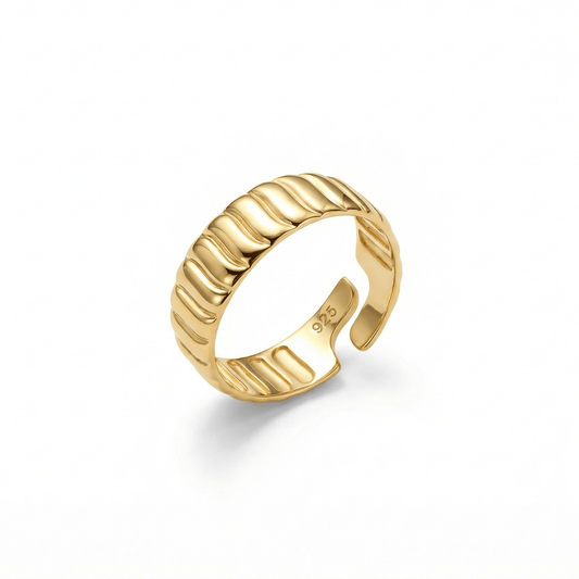 Flat Croissant Adjustable Stackable Ring in 18K Gold Vermeil. Tarnish-resistant, perfect for daily wear.