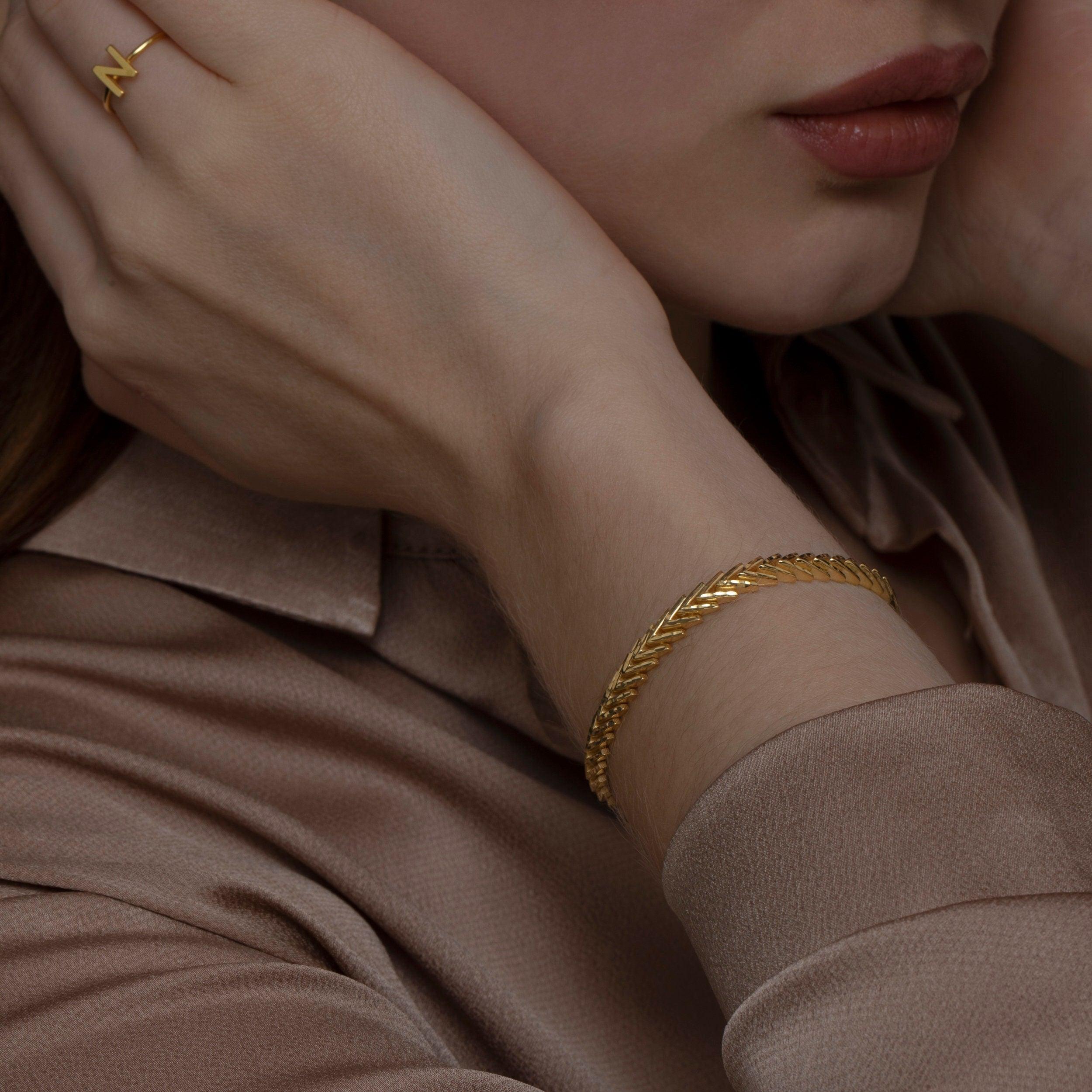 Foxtail Bracelet in Glamour Jewelry House gift box — 18K Gold Vermeil anniversary gift. Tarnish-resistant.