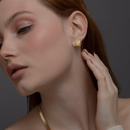 The Heart Earring as a wedding gift in 18K Gold Vermeil. Tarnish-resistant, made for keeping.