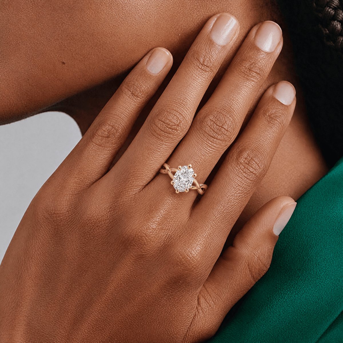 Oval Solitaire Twist Ring in 14K Solid Gold