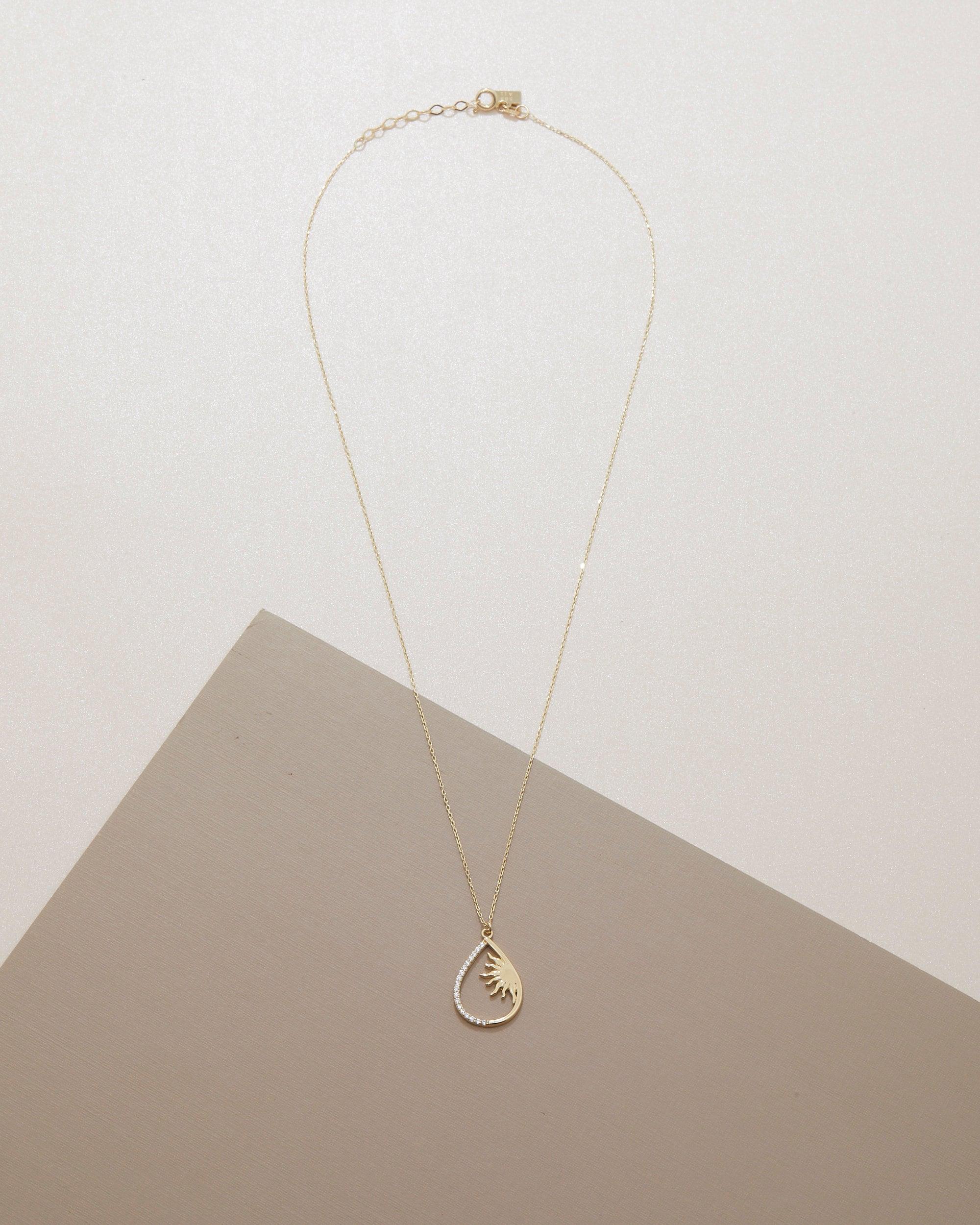 Sun Necklace - 18K Gold Vermeil - Glamour Jewelry House