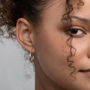 Minimalist Hoop Earring - 18K Gold Vermeil - Glamour Jewelry House