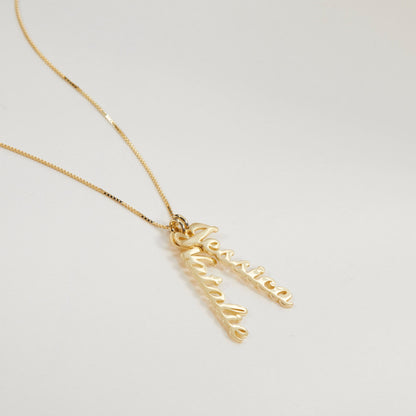 Multiple Vertical Name Necklace as a thoughtful birthday gift in 18K Gold Vermeil. Hypoallergenic, no green marks.