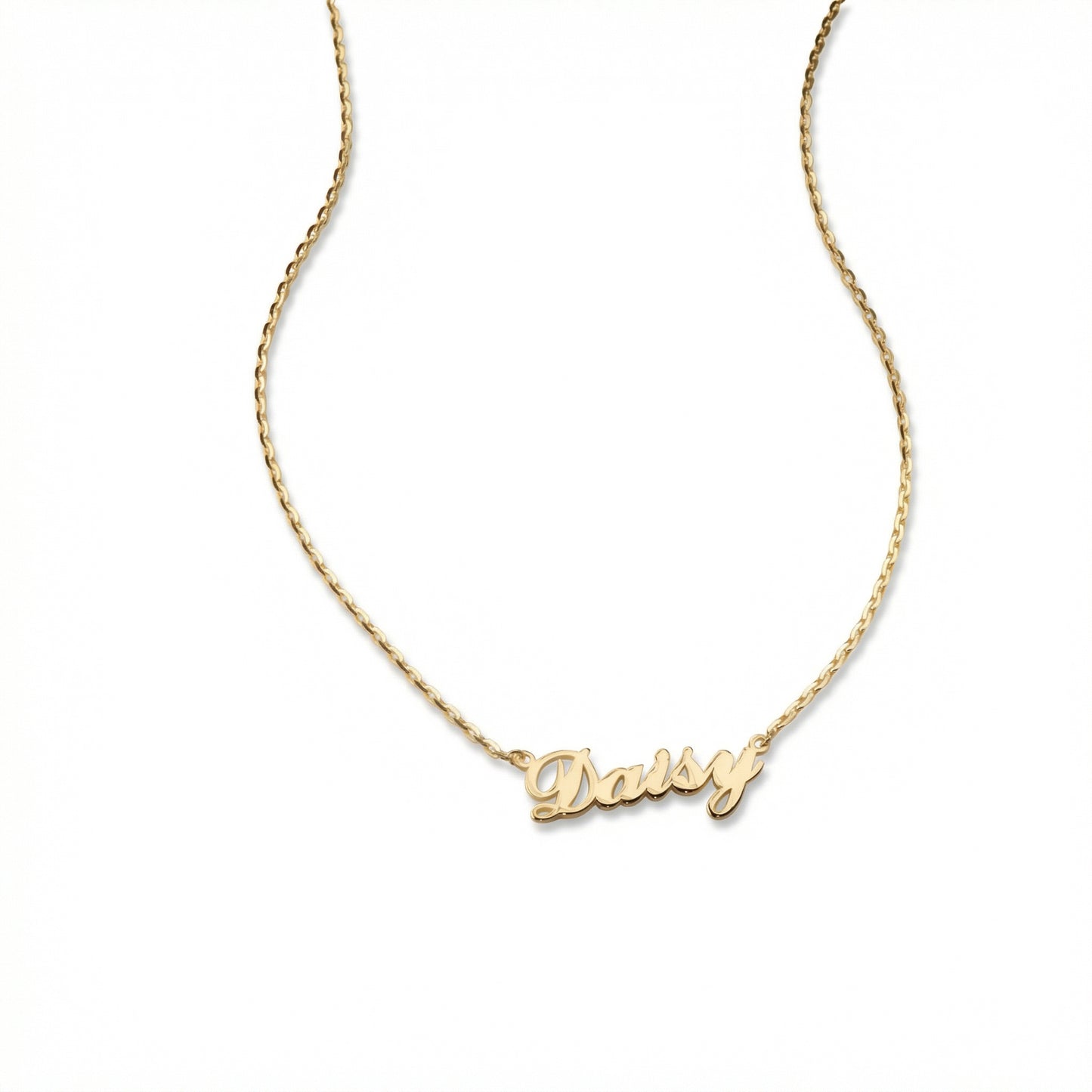Name Necklace in 18K Gold Vermeil. Tarnish-resistant, perfect for daily wear.
