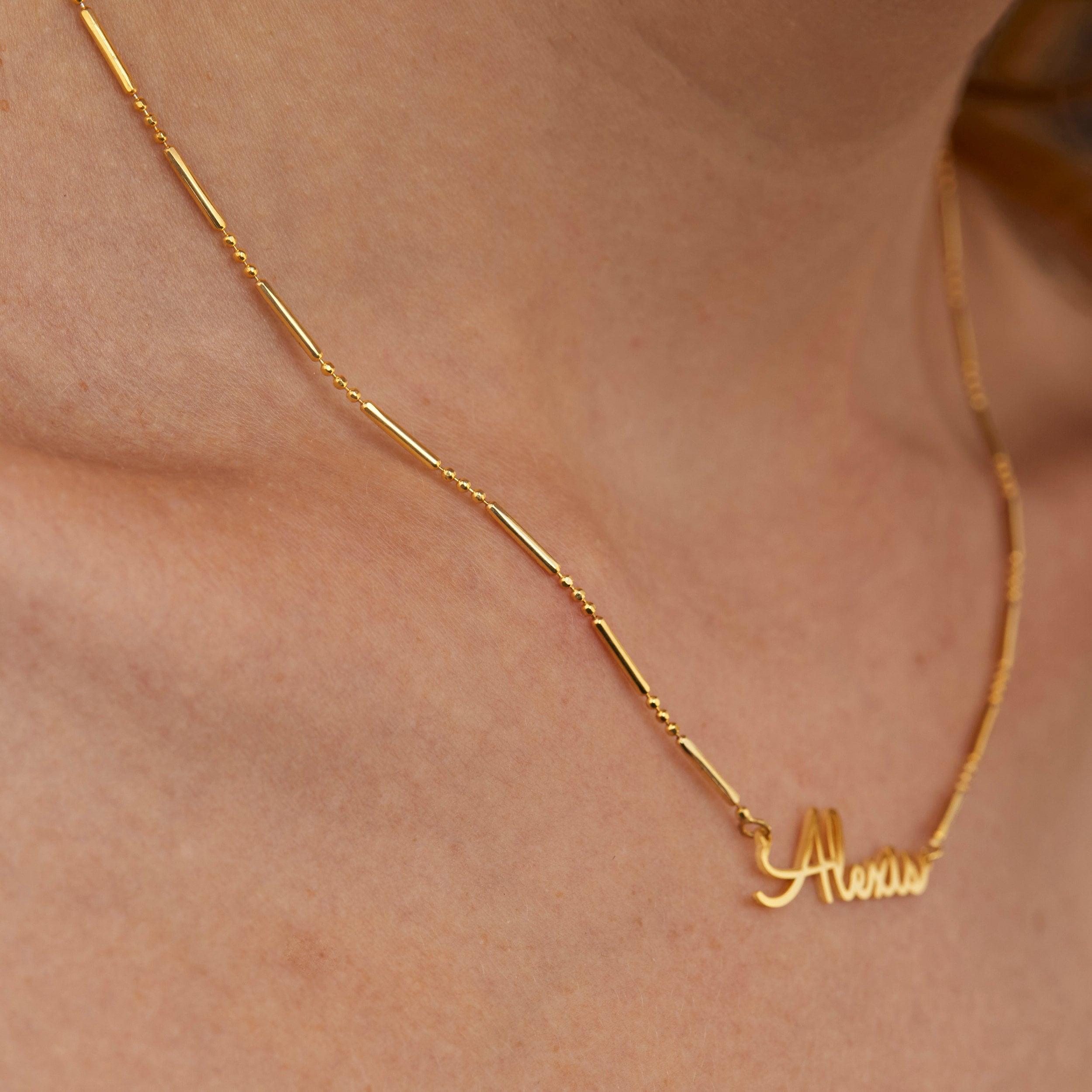 The Name Necklace with Italian Chain as an anniversary gift in 18K Gold Vermeil. Safe for sensitive skin, made for keeping.