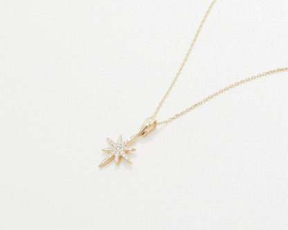 North Star Necklace as a thoughtful birthday gift in 18K Gold Vermeil. Hypoallergenic, no green marks.