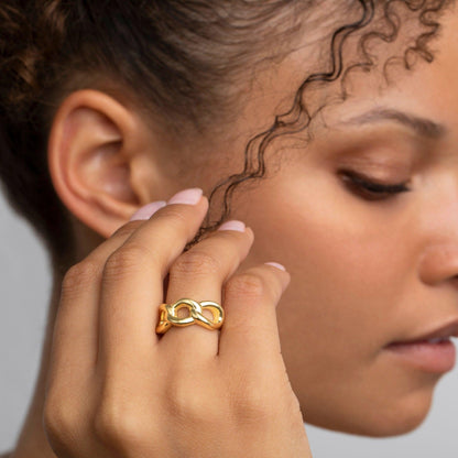 The Oversize Chain Ring as a graduation gift in 18K Gold Vermeil. Tarnish-resistant, made for keeping.