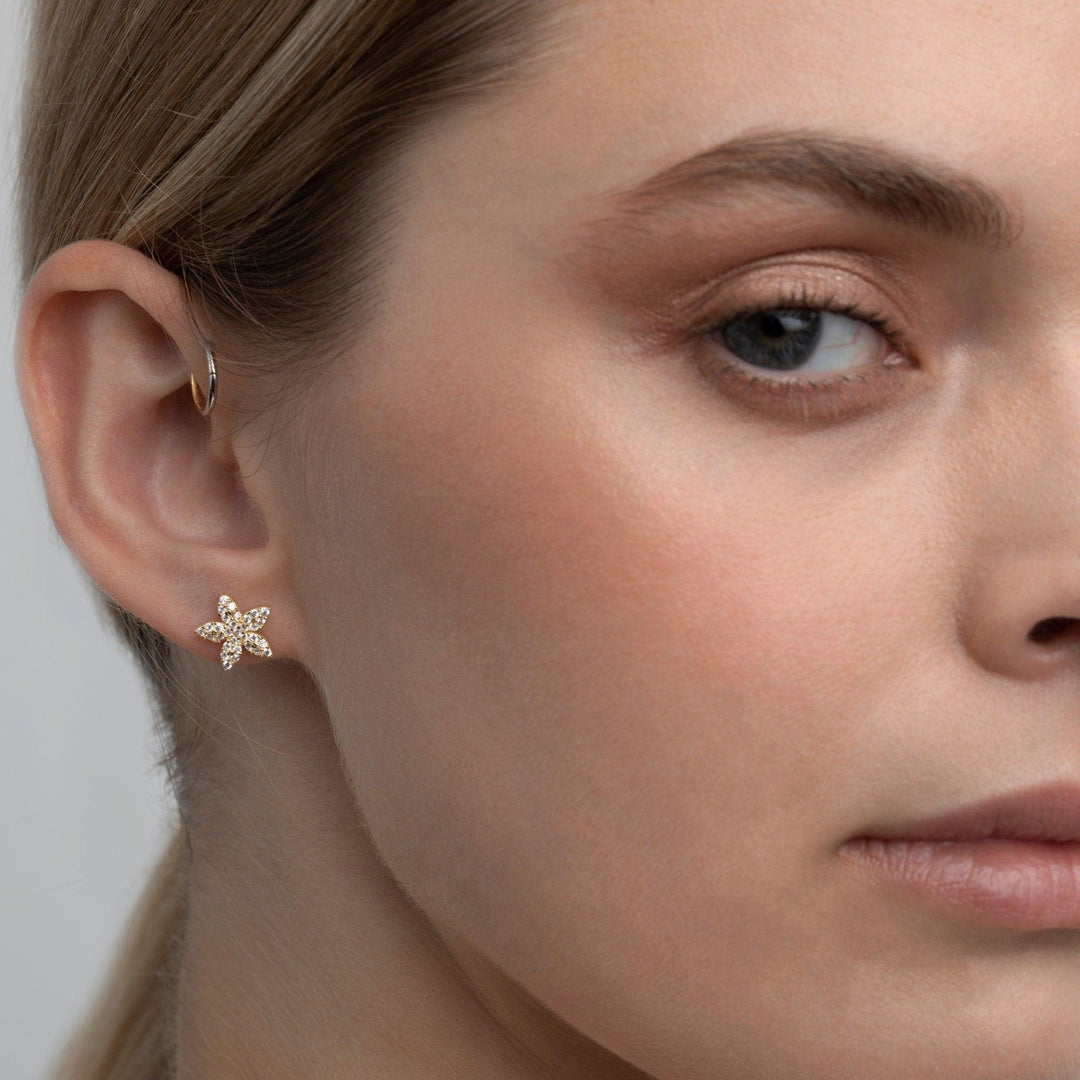 Pavé Flower Stud Earrings in Glamour Jewelry House gift box — 18K Gold Vermeil mother's day gift. No green marks.