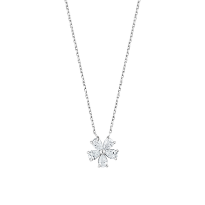 Close-up of the five pear-cut natural diamond petals around a white-gold centre