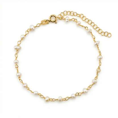 Pearl Chain Bracelet in 18K Gold Vermeil with Freshwater Pearl. Tarnish-resistant, perfect for daily wear.