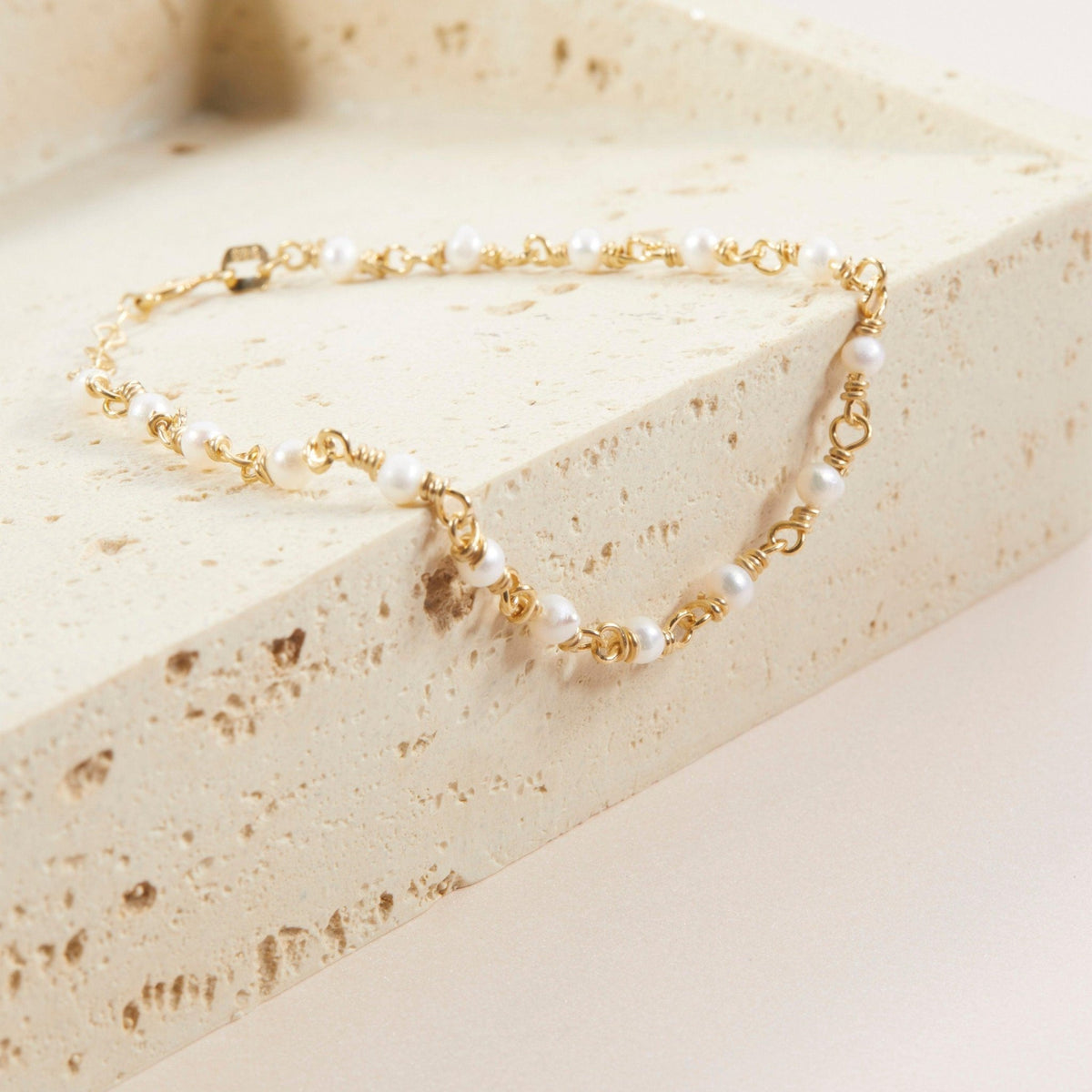 Pearl Chain Bracelet in Glamour Jewelry House gift box — 18K Gold Vermeil bridesmaid gift. Tarnish-resistant.
