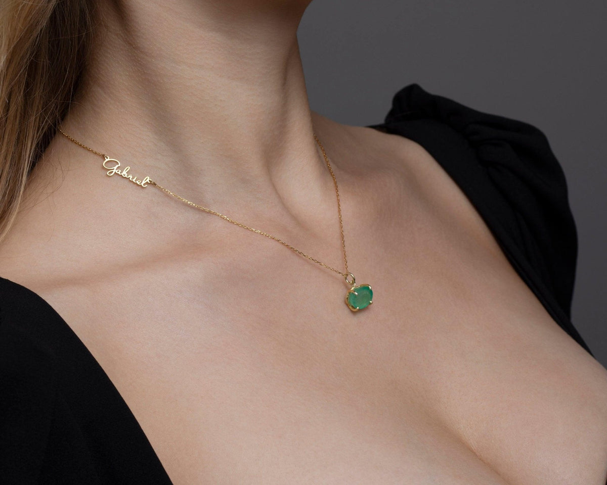 Close detail of the Personalized Emerald Necklace in 18K Gold Vermeil with Birthstone and CZ Diamond. Safe for sensitive.