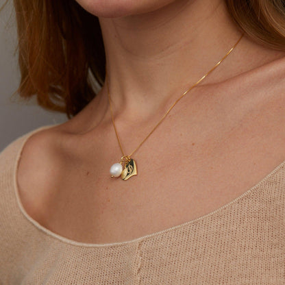 Personalized Heart Initial and Pearl Necklace in Glamour Jewelry House gift box — 18K Gold Vermeil mother's day gift.