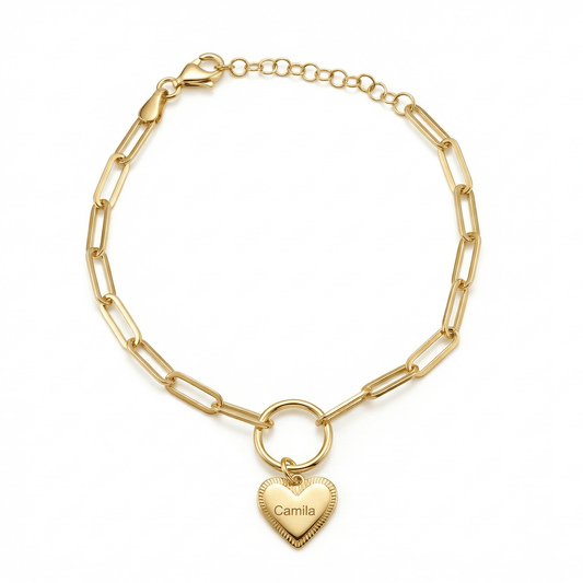 Name Bracelet with Heart and Paperclip in 18K Gold Vermeil. Tarnish-resistant, perfect for daily wear.