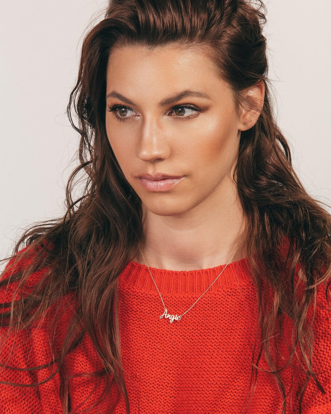 The Personalized Name Necklace styled in 18K Gold Vermeil — elegant everyday jewelry. Hypoallergenic, no green marks.
